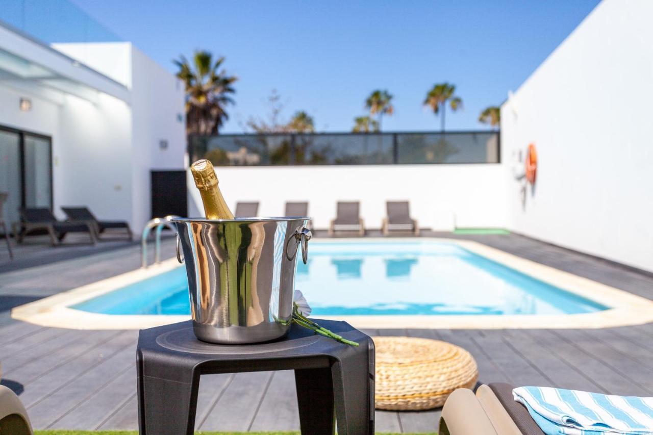 Villa Luxury Azul Private Pool And Bbq Corralejo By Holidays Home Exterior photo