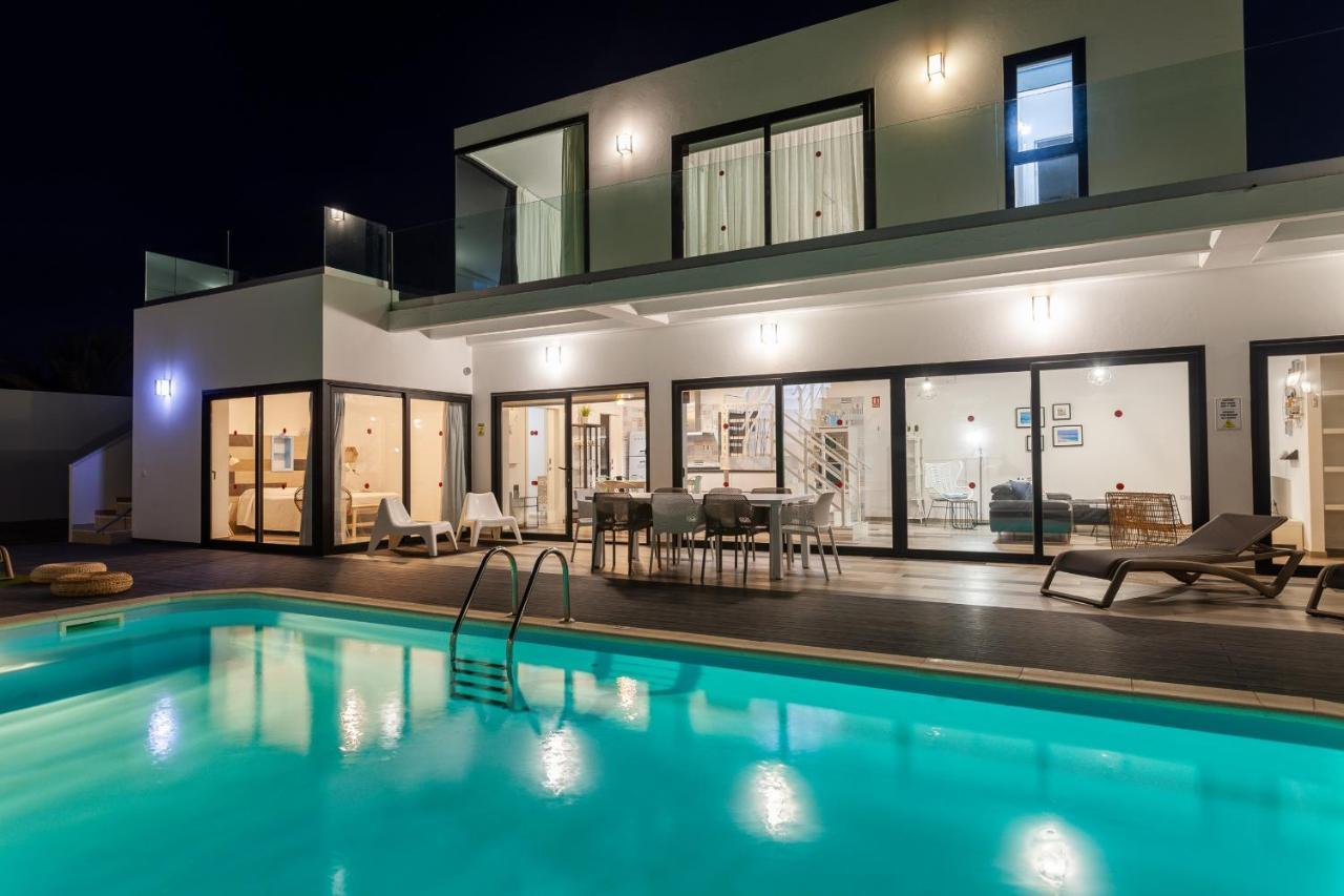 Villa Luxury Azul Private Pool And Bbq Corralejo By Holidays Home Exterior photo