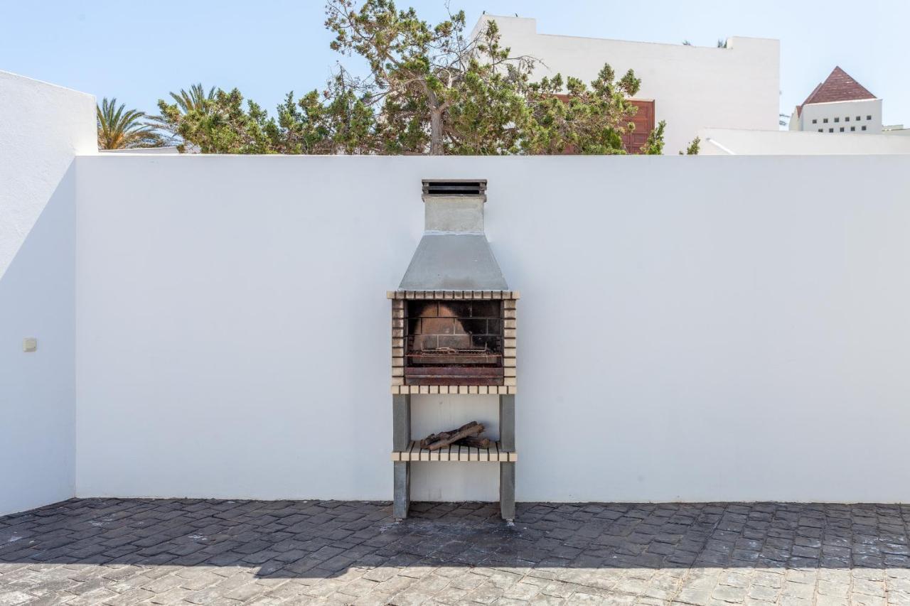 Villa Luxury Azul Private Pool And Bbq Corralejo By Holidays Home Exterior photo
